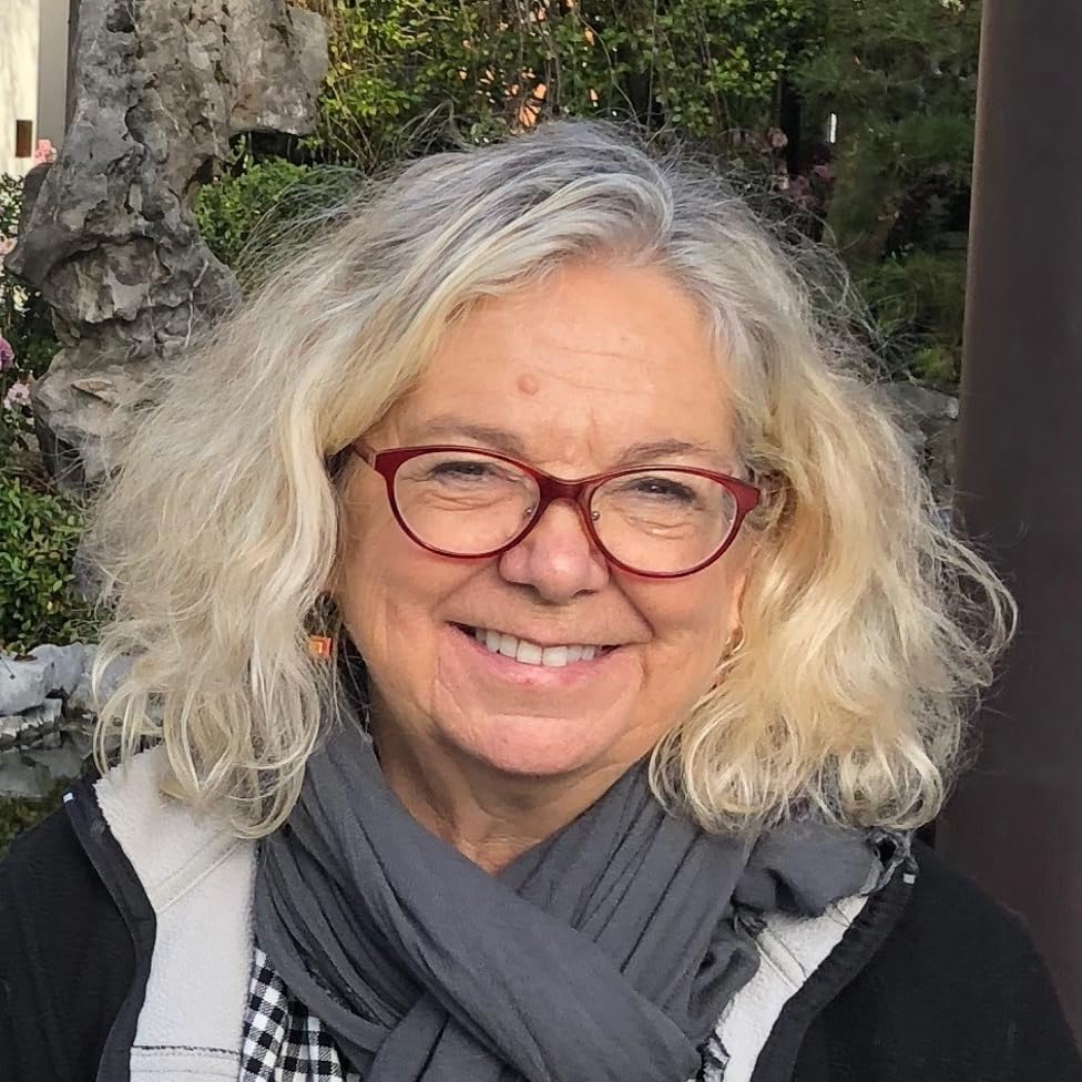 Lynne Avril
